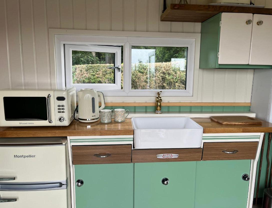 Ted'S Shed Apartment Bishop Auckland Ngoại thất bức ảnh